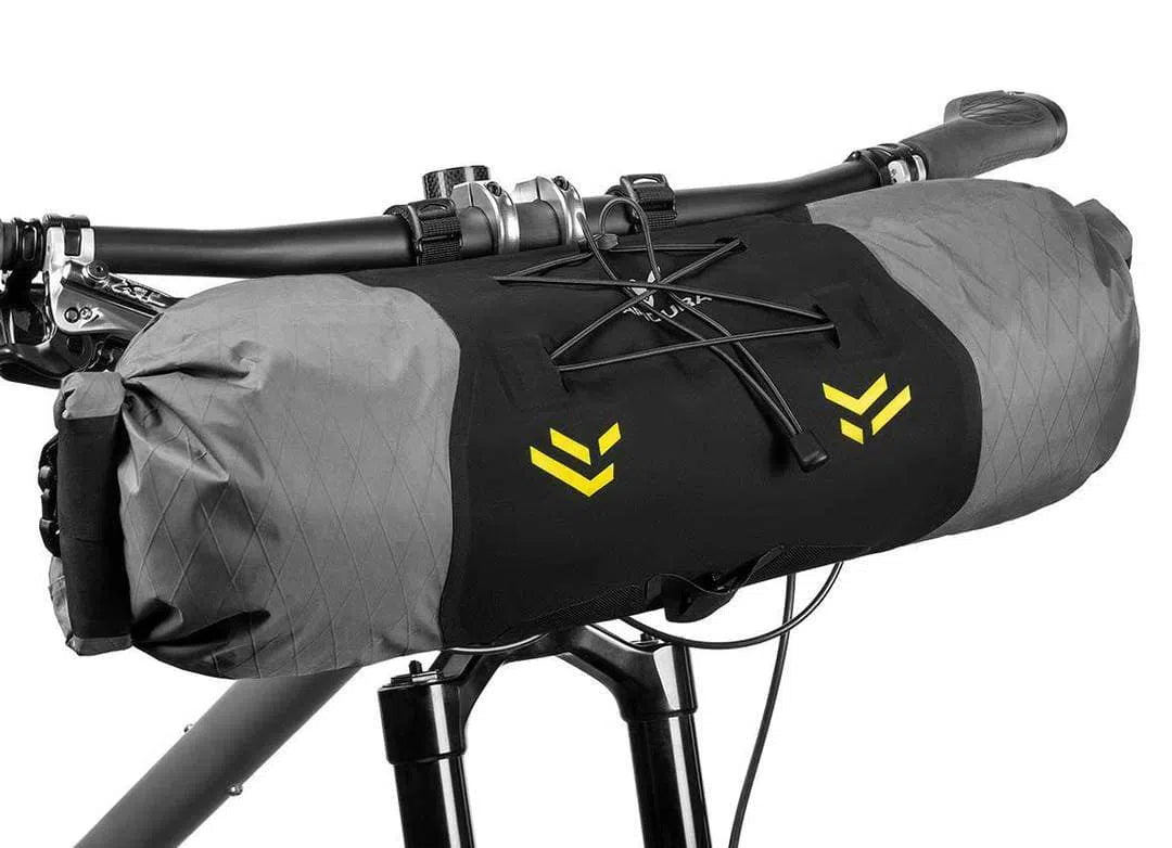 APIDURA Backcountry Handlebar Pack 11L Default Velodrom Barcelona 