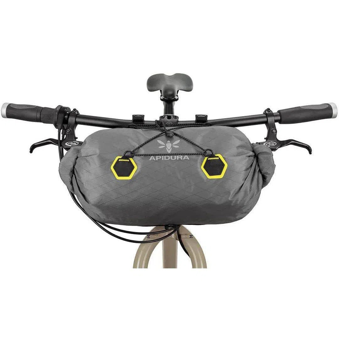 APIDURA Backcountry Handlebar Pack 20L Default Velodrom Barcelona 