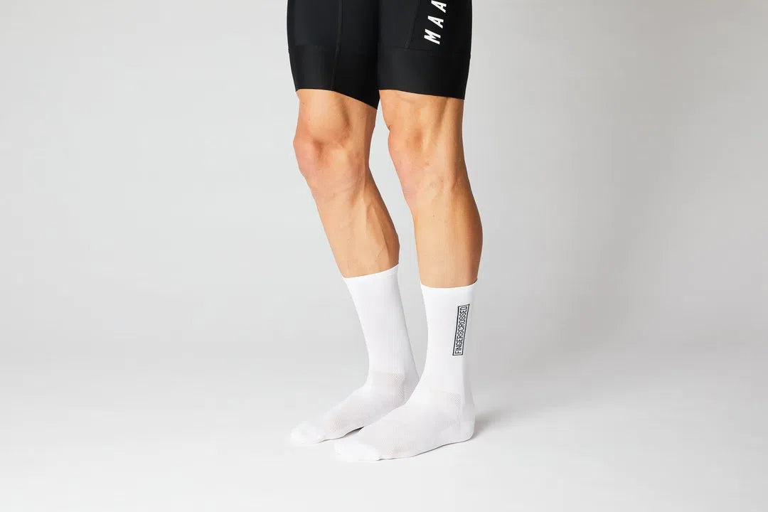 FINGERSCROSSED Socks #11_09 FINGERSCROSSED - White/Black-Cycling Socks-