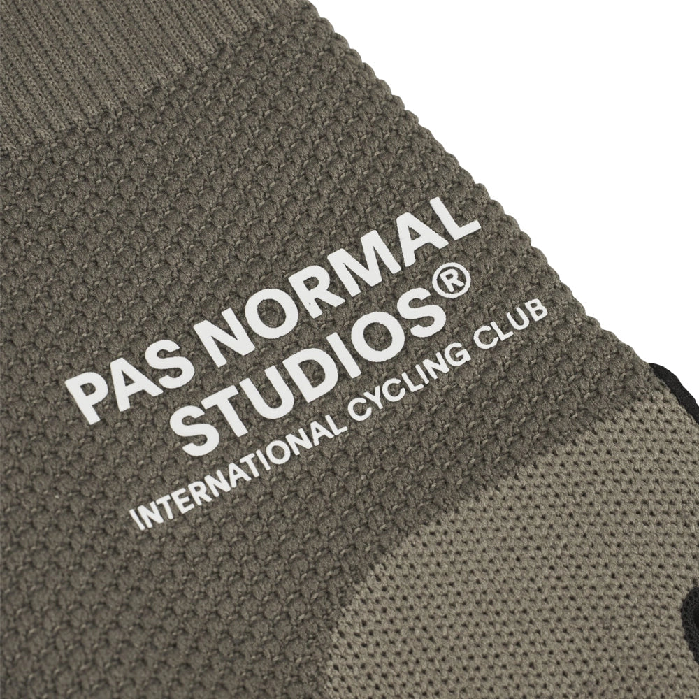 PAS NORMAL STUDIOS Escapism Gloves - Earth