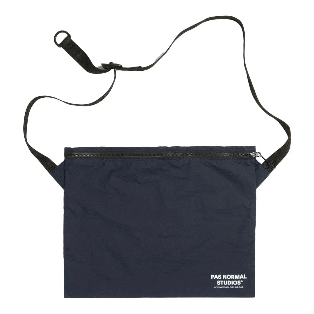 PAS NORMAL STUDIOS Escapism Technical Musette - Navy