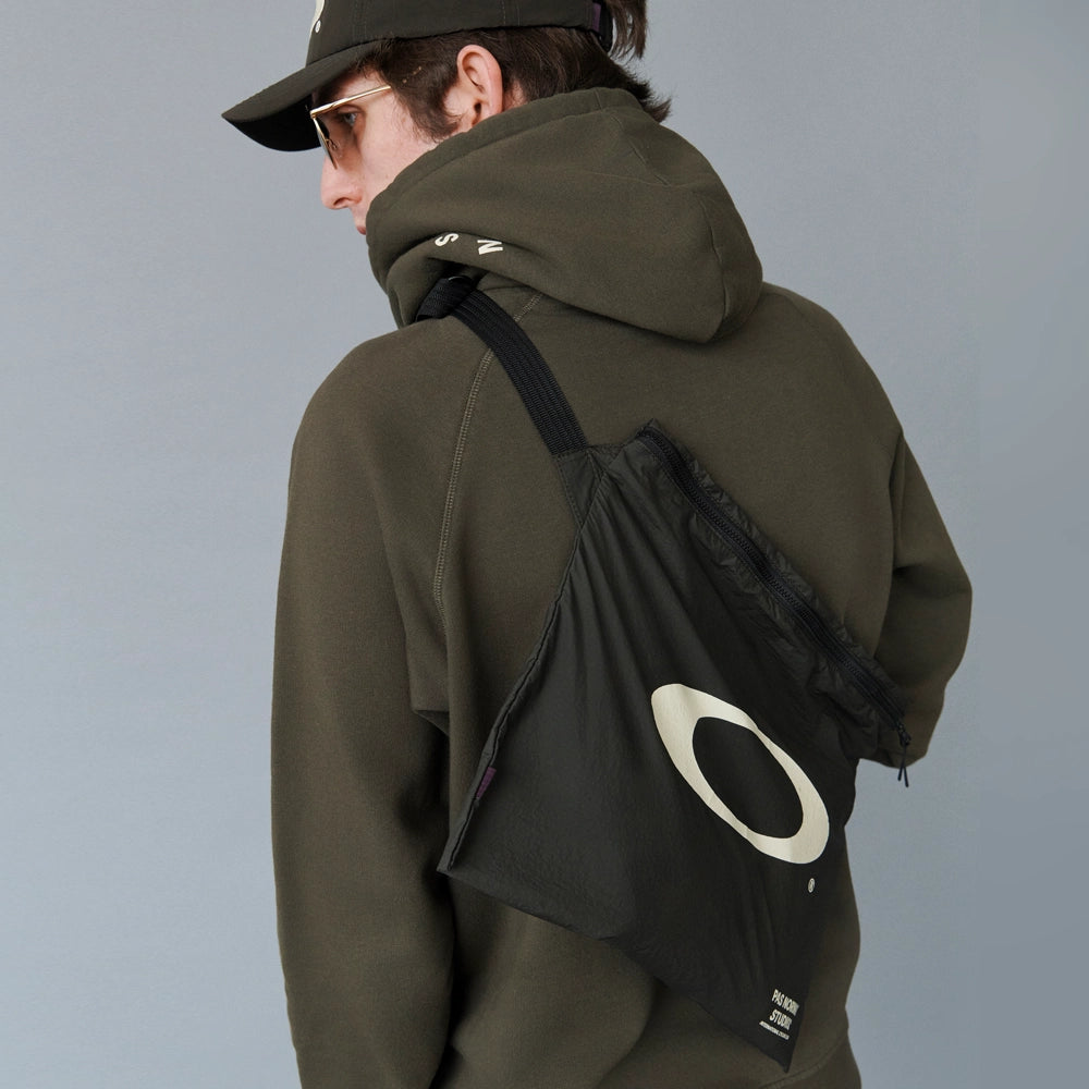 PAS NORMAL STUDIOS X OAKLEY Technical Musette - Balck Olive