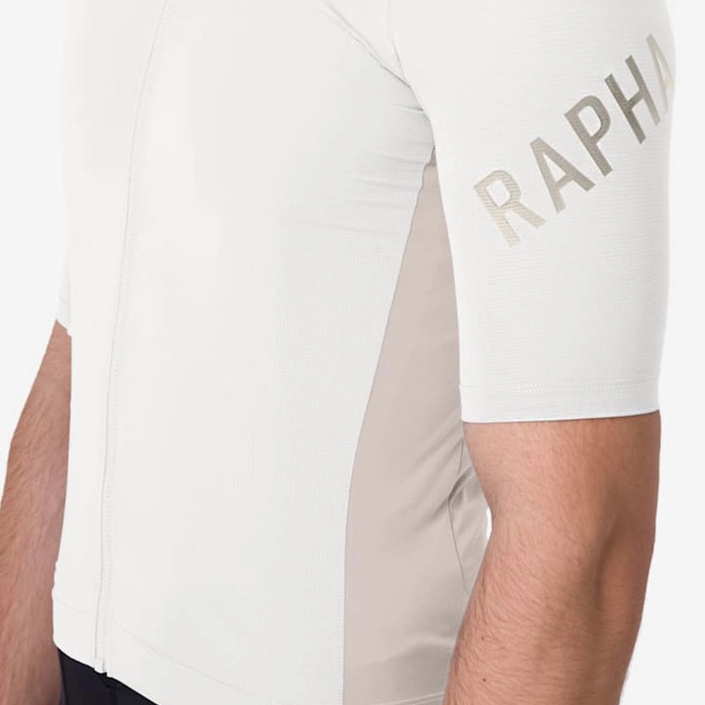 RAPHA Pro Team Training Jersey - WAS White Alyssum/Silver Gray-Velodrom