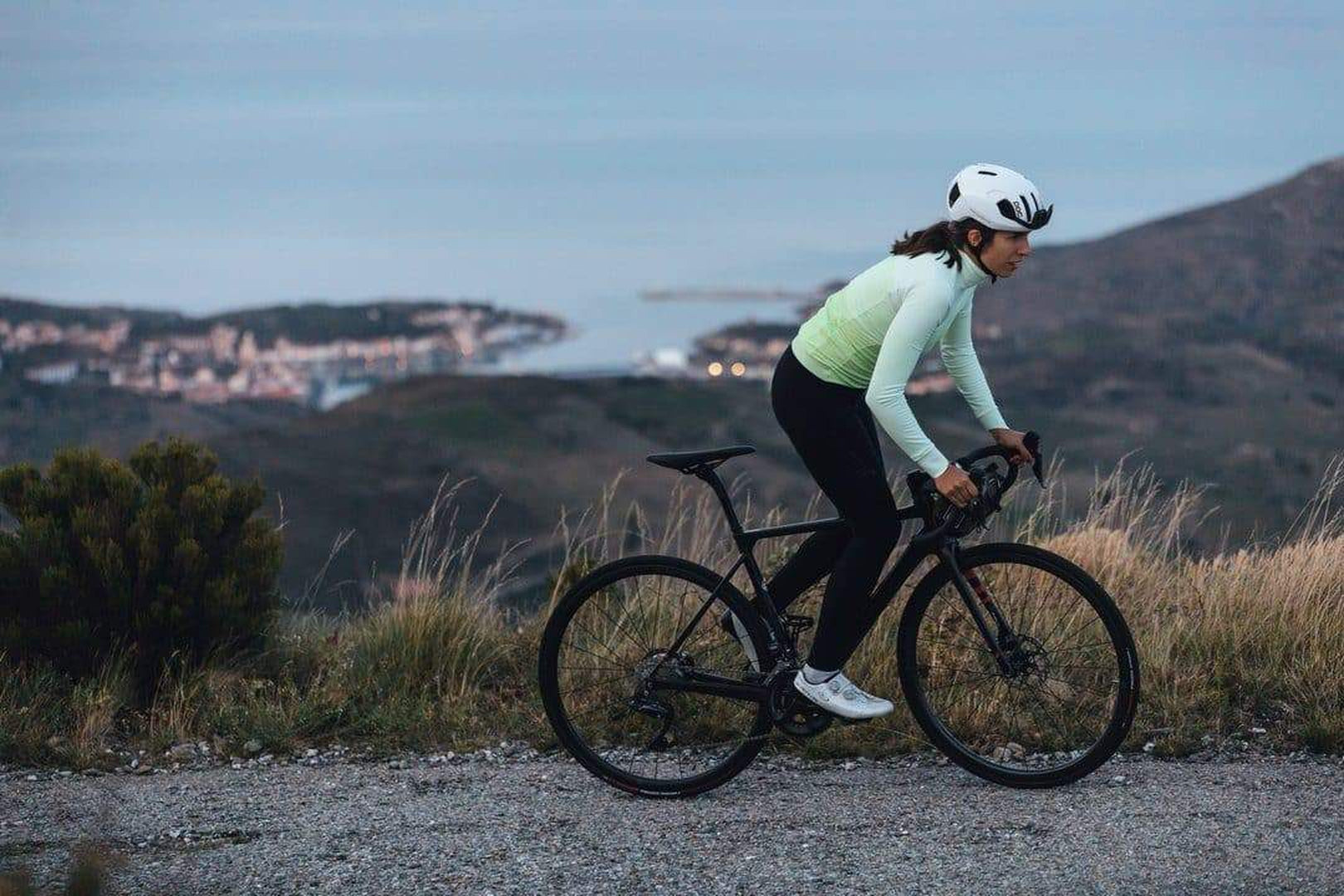 TACTIC WOMAN LONGSLEEVE JERSEY HARD DAY - LIME Default Velodrom Barcelona 